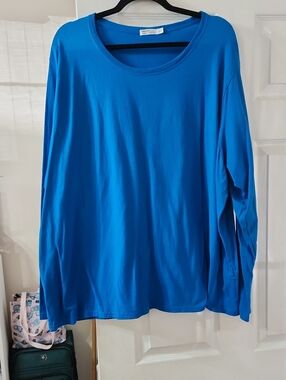 Hanes Women's Long-Sleeve Scoop Neck Top - Bright Blue